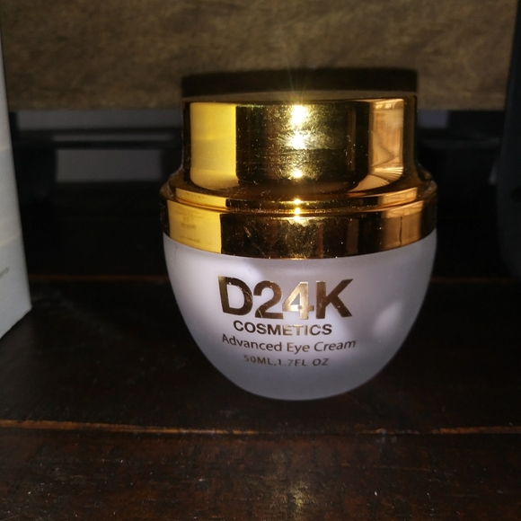 NWT-D24K eye cream - Picture 3 of 7